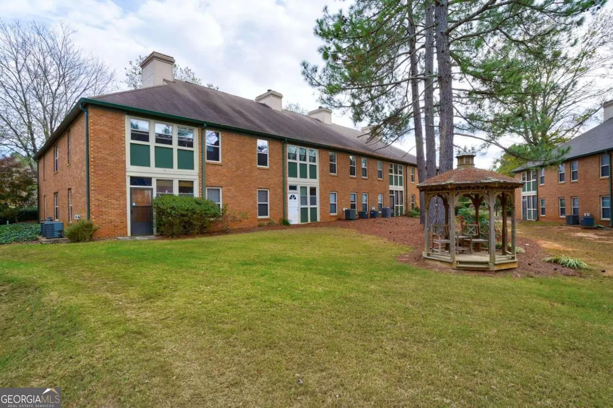 312 Brittany Court, #312
