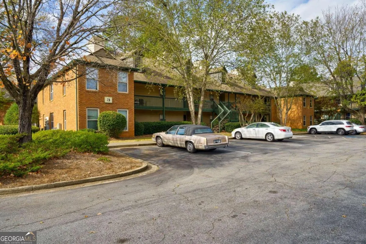 312 Brittany Court, #312