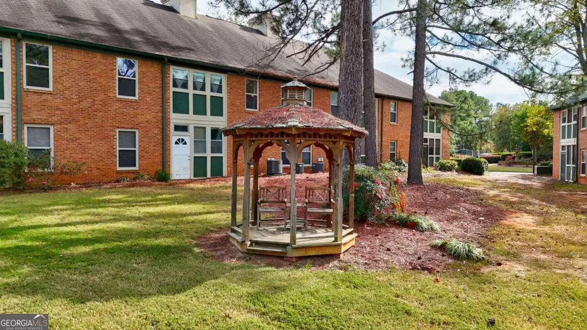 312 Brittany Court, #312