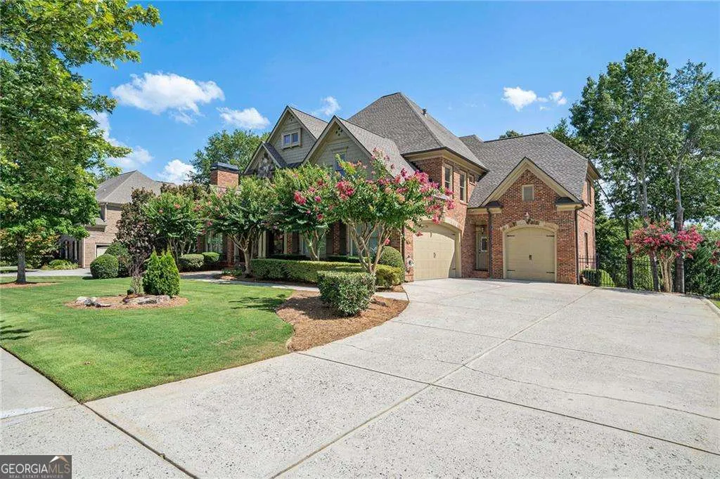 2317 Crimson King Drive