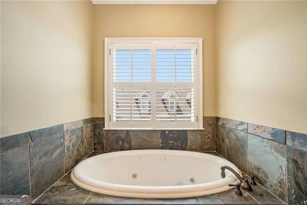 2317 Crimson King Drive
