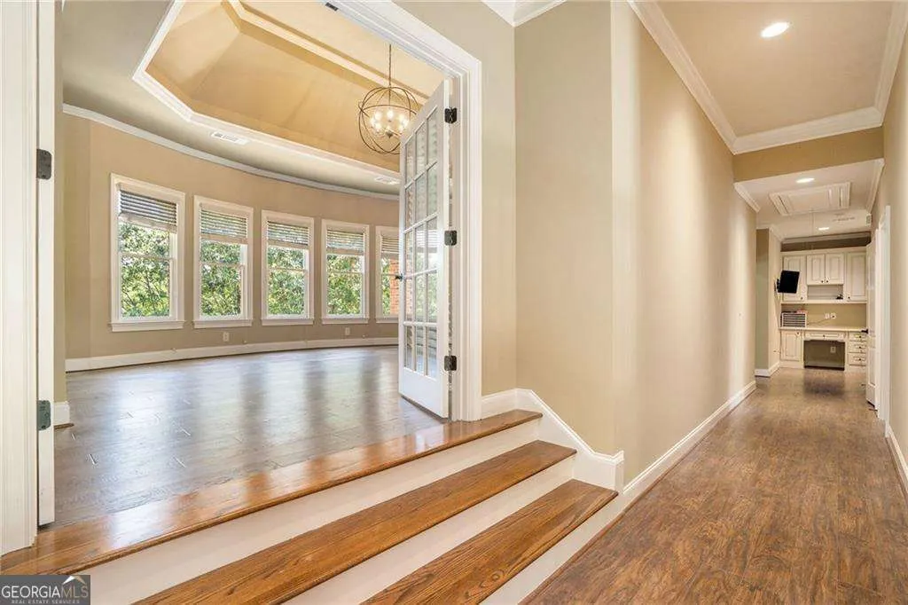 2317 Crimson King Drive