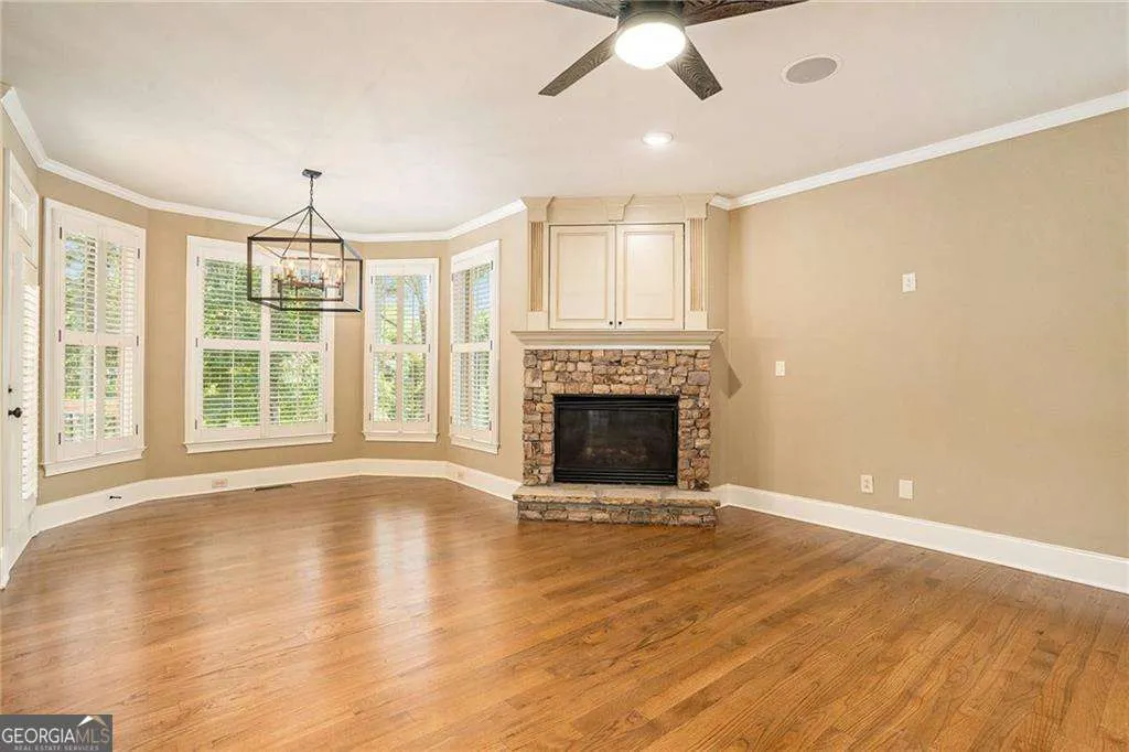 2317 Crimson King Drive