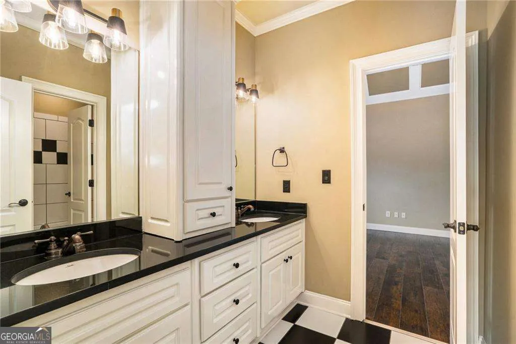 2317 Crimson King Drive