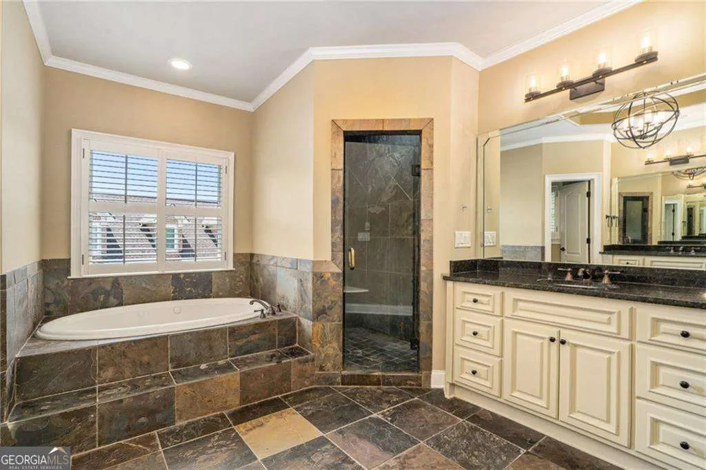 2317 Crimson King Drive