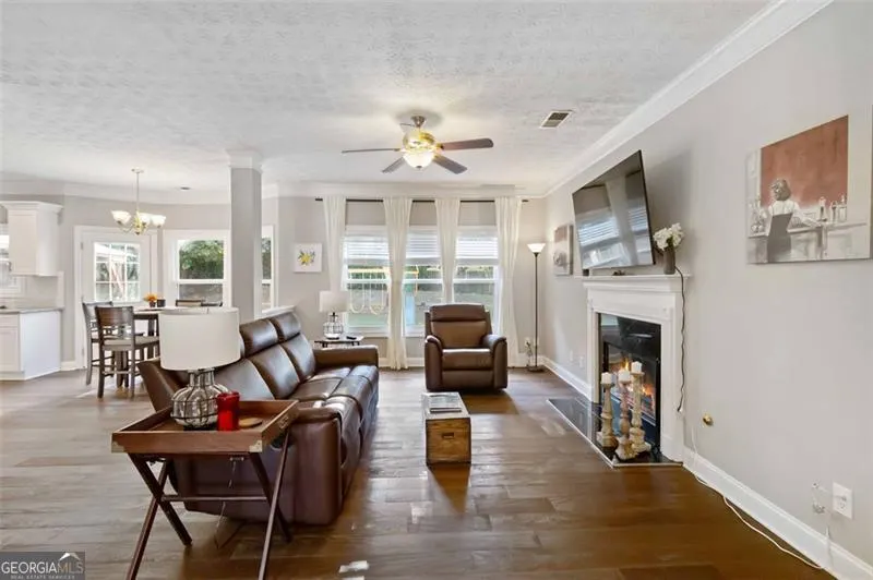 5855 LENOX PARK Place
