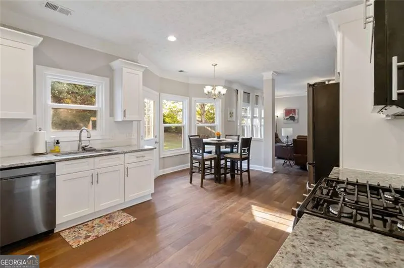 5855 LENOX PARK Place