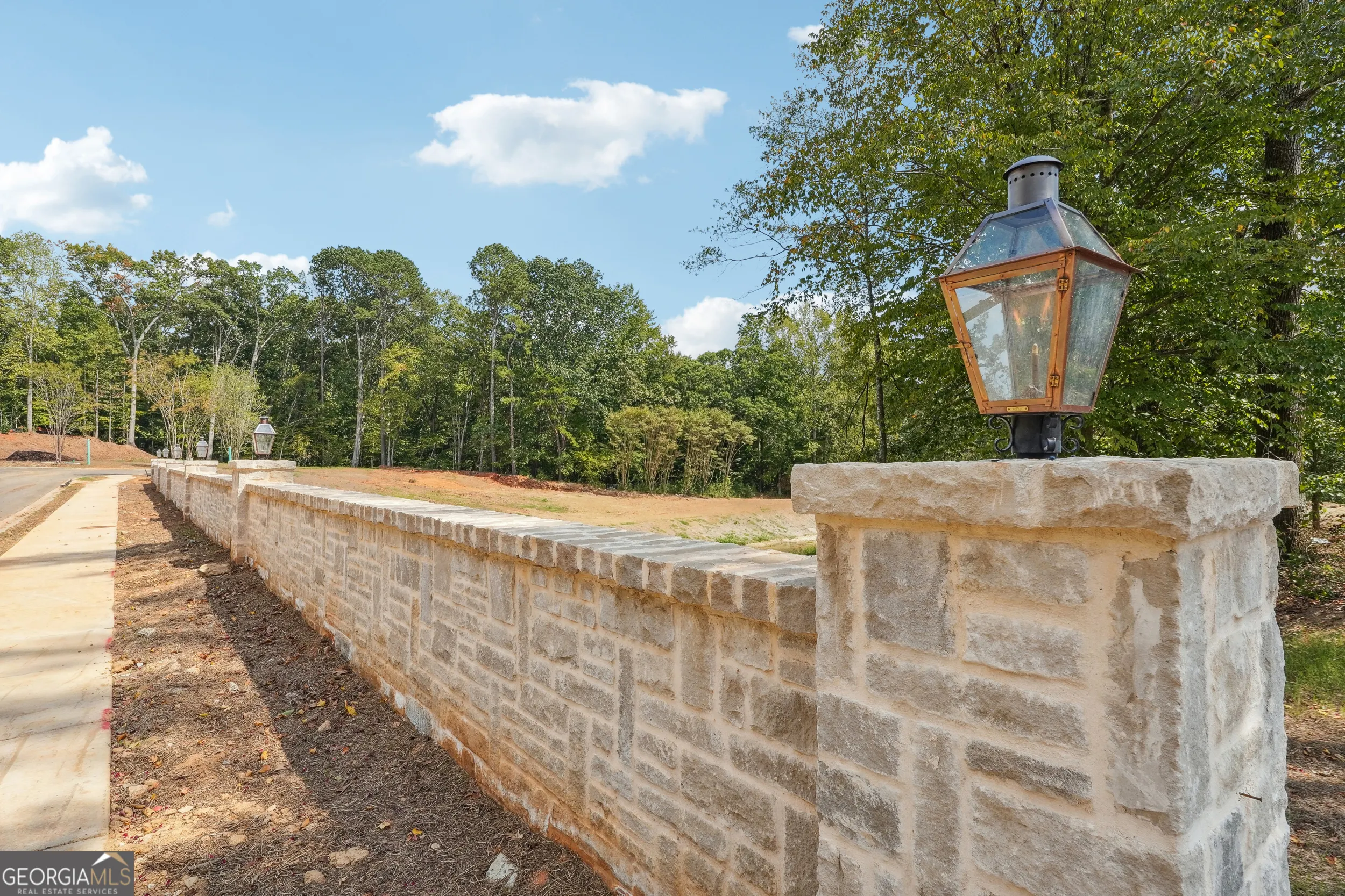4555 Natchez Lane