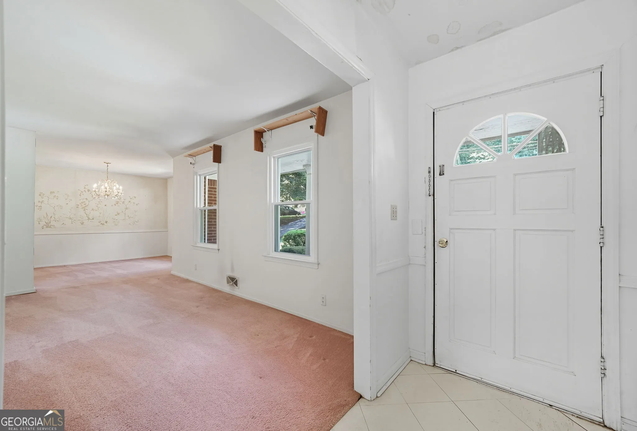 716 Lynn Valley Road SW