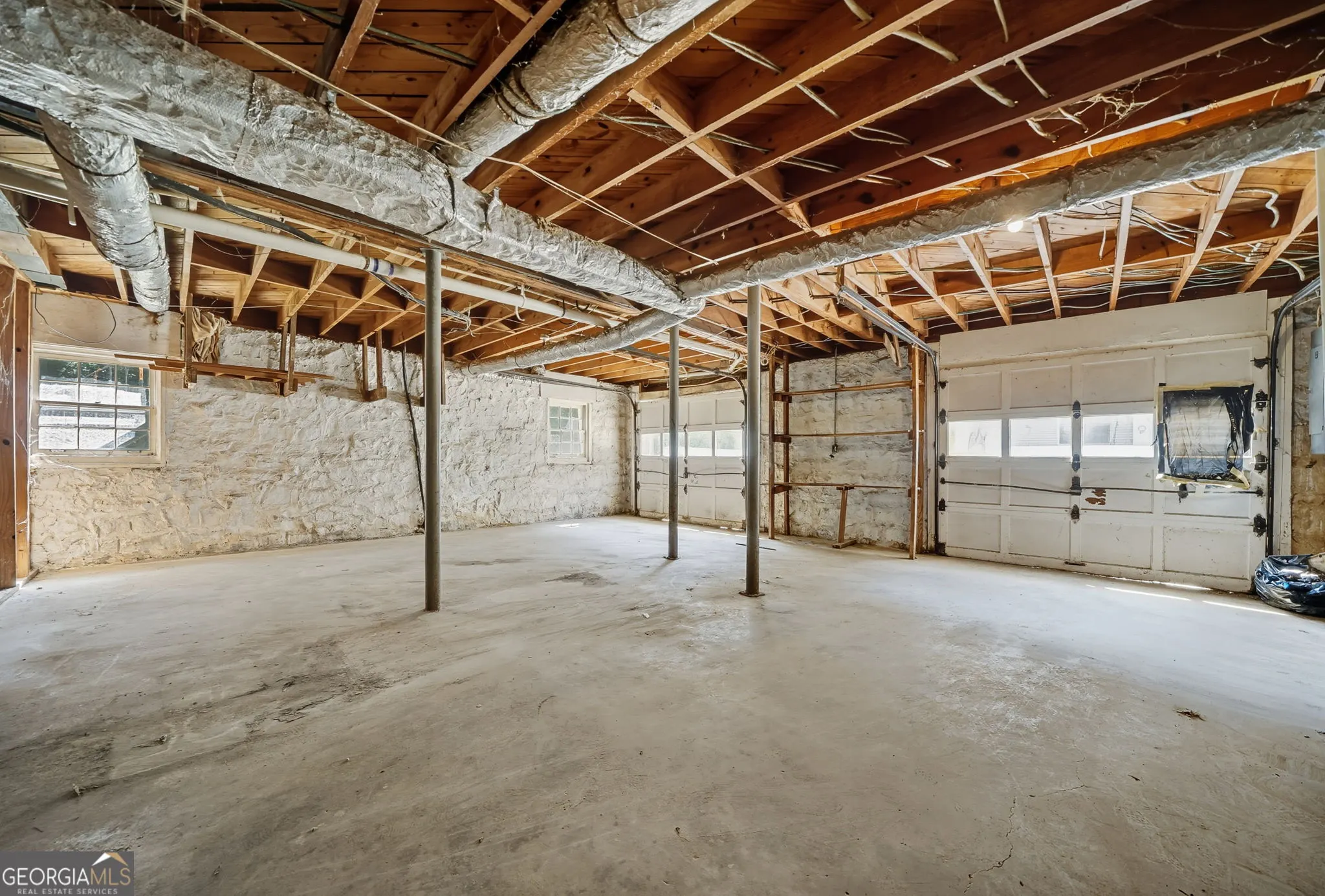 716 Lynn Valley Road SW
