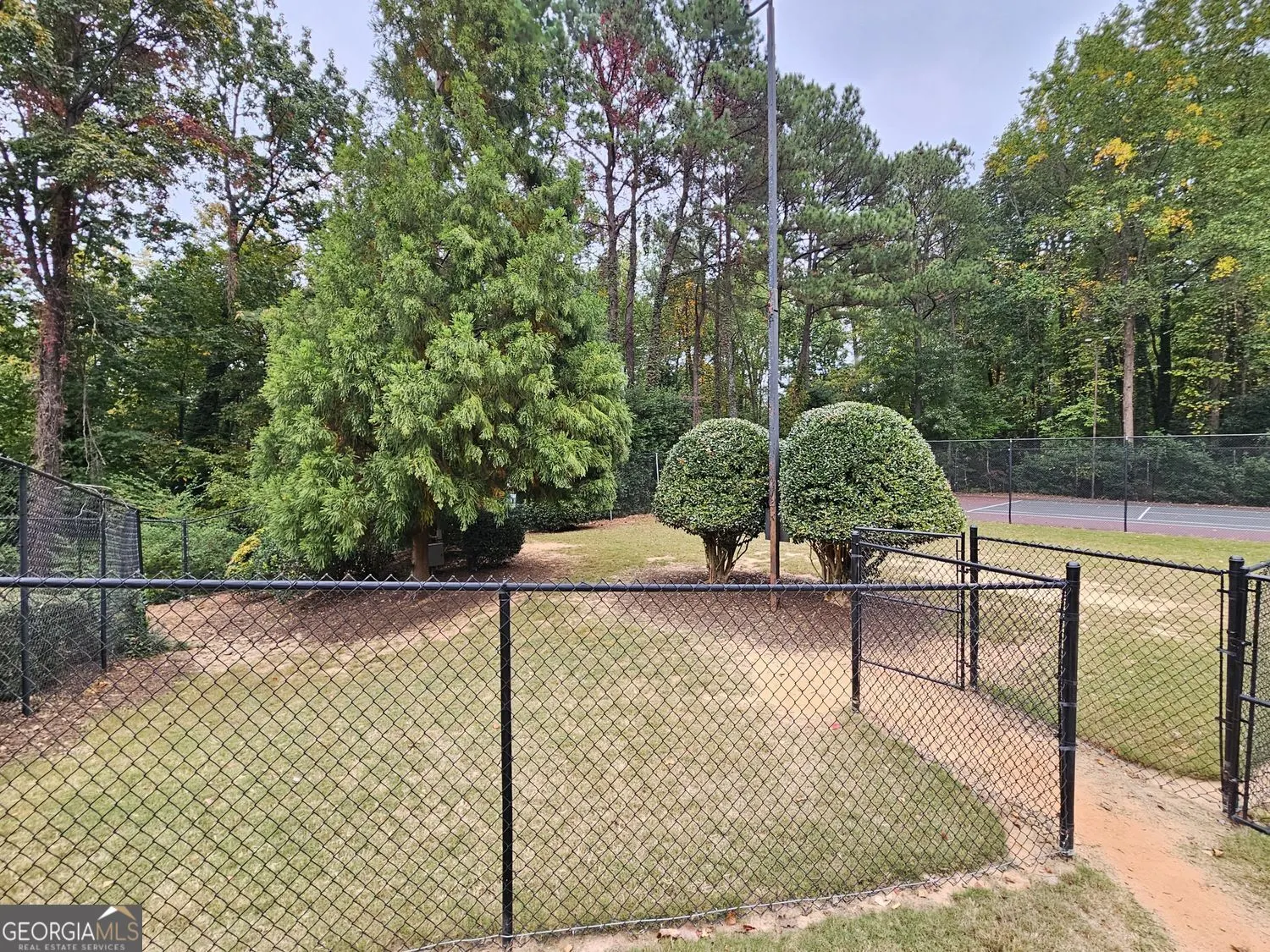 302 3160 Seven Pines Court, #302