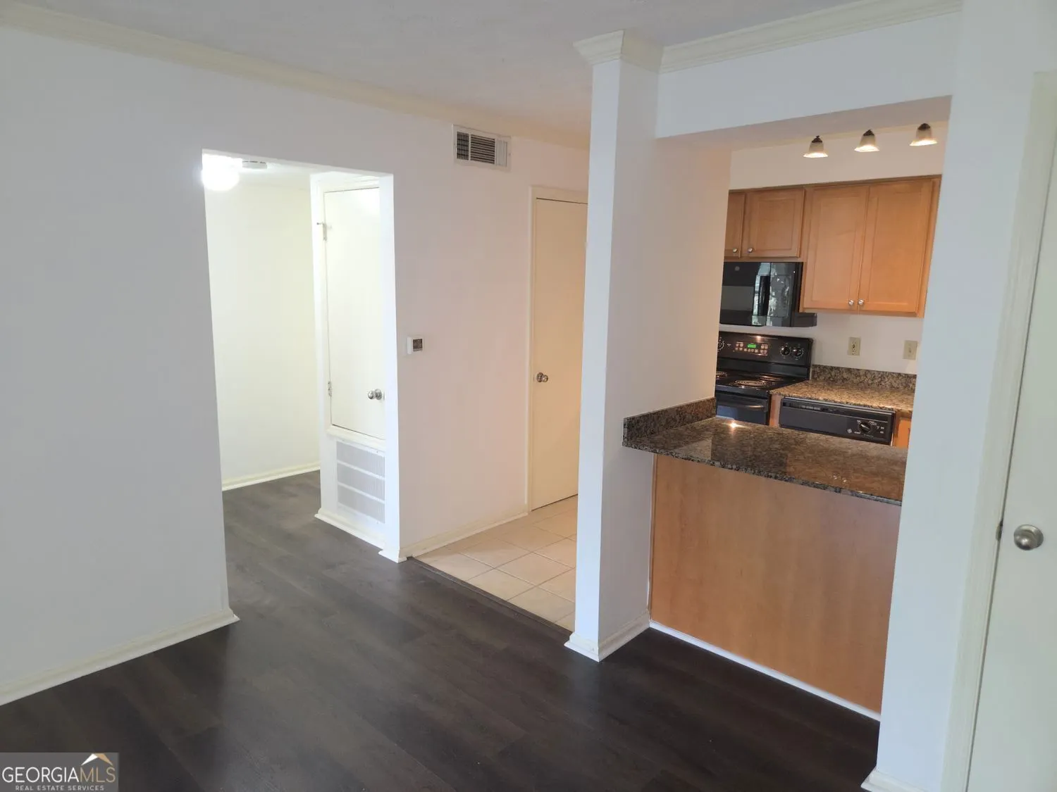 302 3160 Seven Pines Court, #302