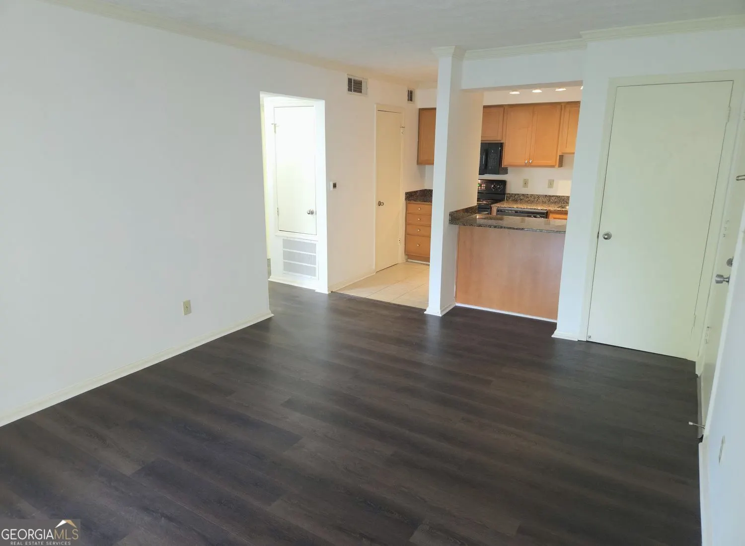 302 3160 Seven Pines Court, #302