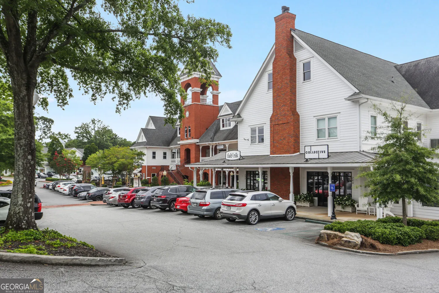 302 3160 Seven Pines Court, #302