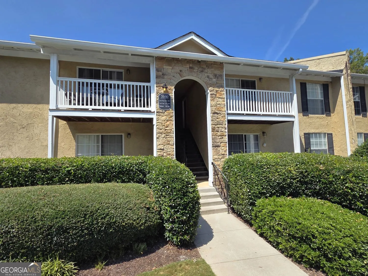 302 3160 Seven Pines Court, #302