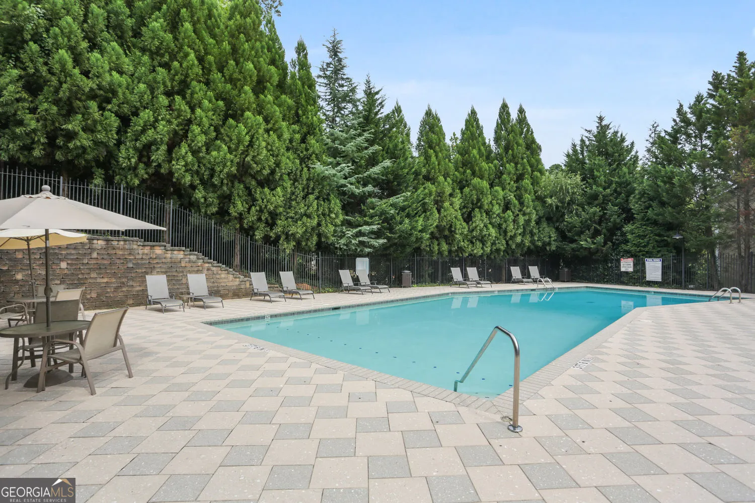 302 3160 Seven Pines Court, #302