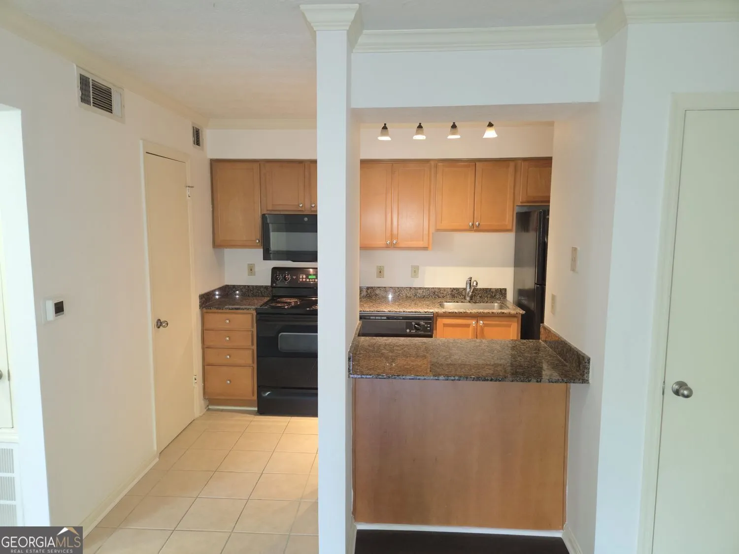 302 3160 Seven Pines Court, #302