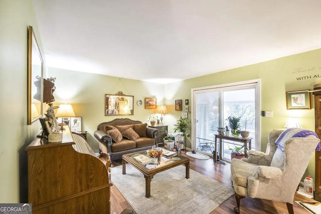 122 Driftwood Terrace