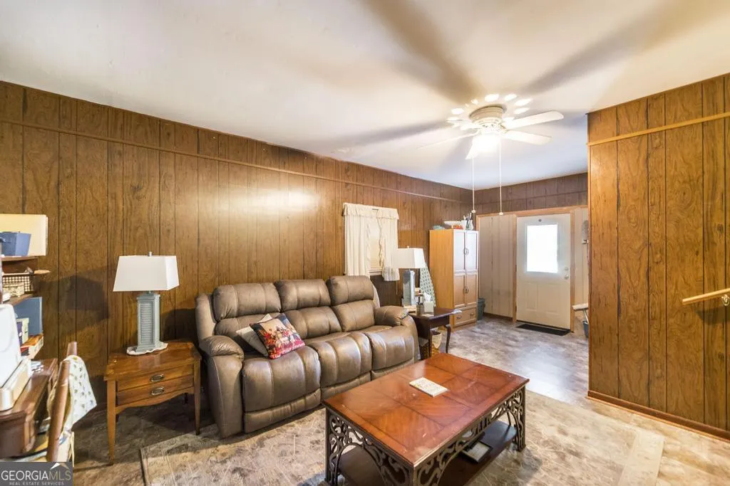 122 Driftwood Terrace