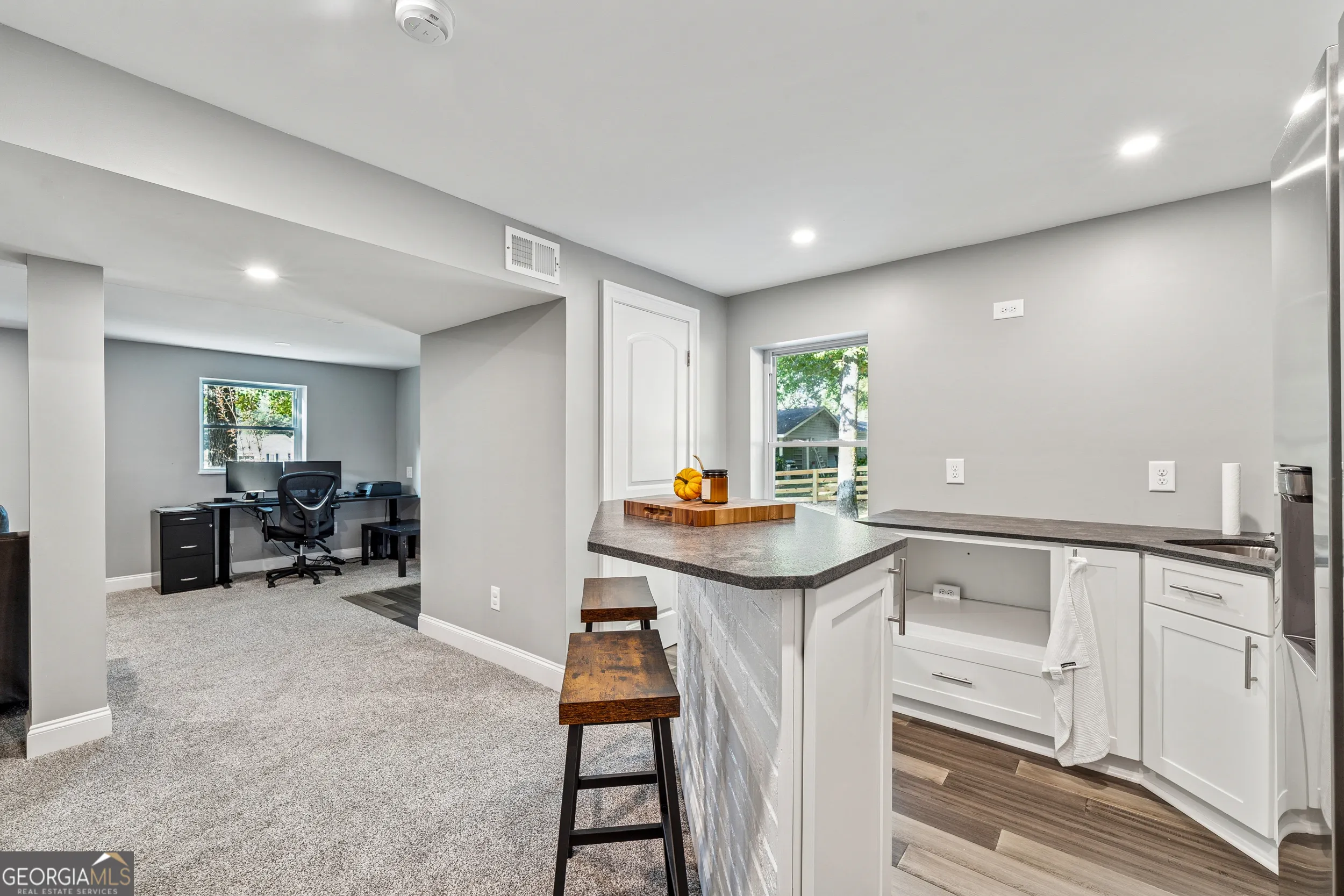 2405 VIRGINIA HEIGHTS Drive