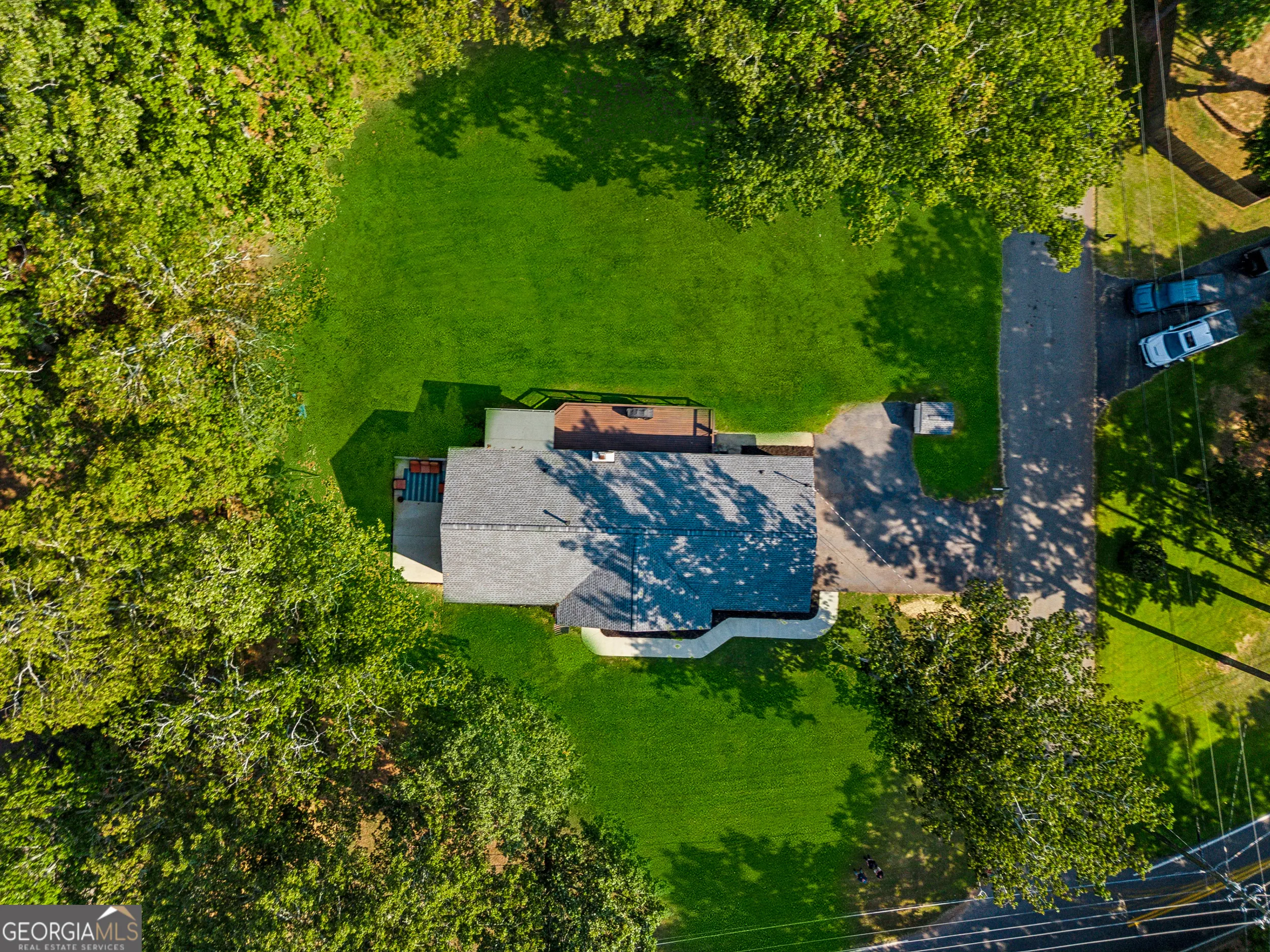 2405 VIRGINIA HEIGHTS Drive