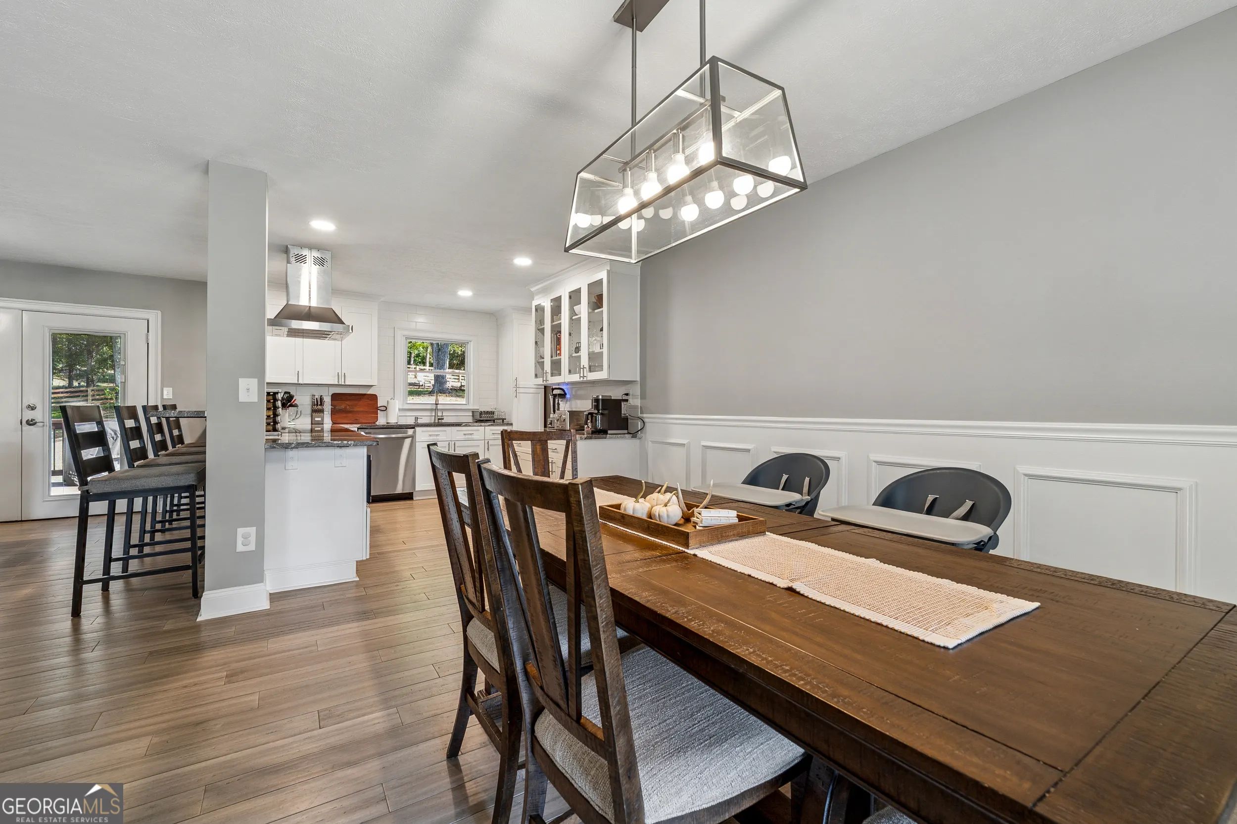 2405 VIRGINIA HEIGHTS Drive