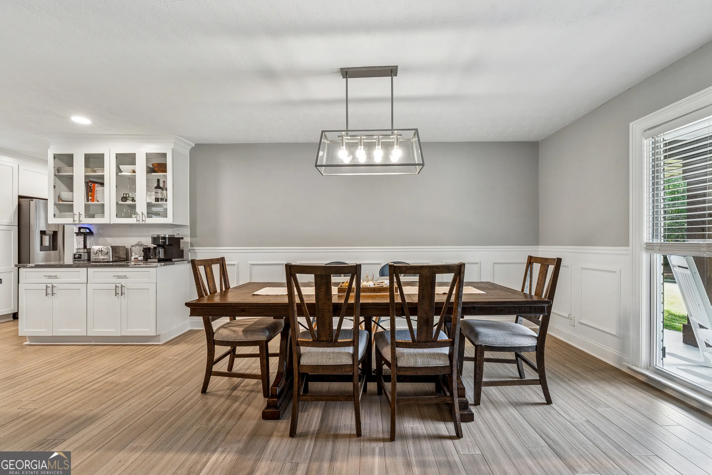 2405 VIRGINIA HEIGHTS Drive