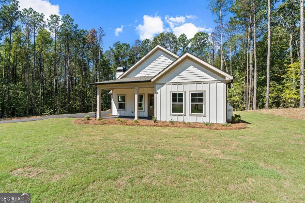 407 Thomas Drive