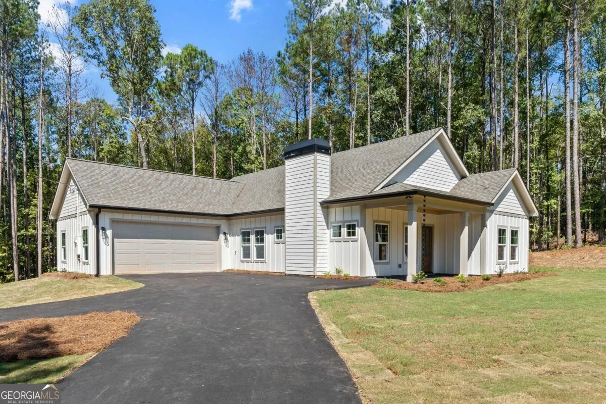 407 Thomas Drive