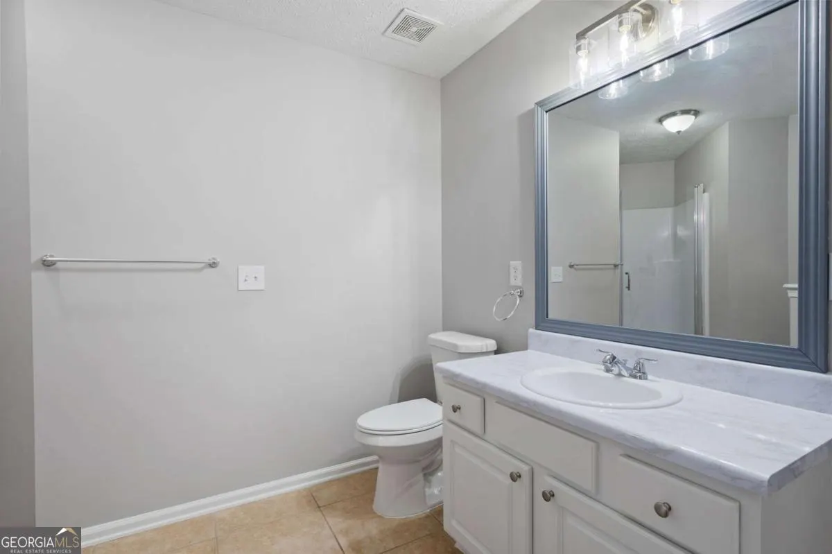 2911 Noah Drive