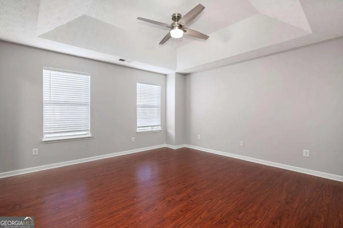 2911 Noah Drive