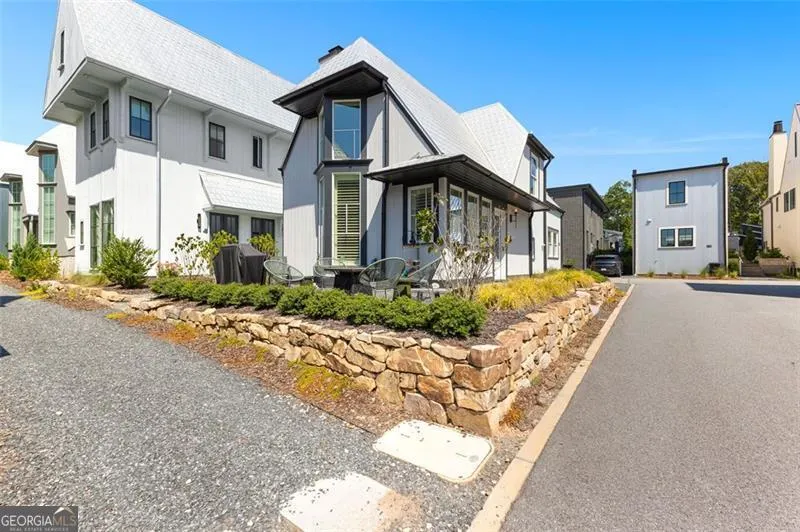 307 Ravenhurst