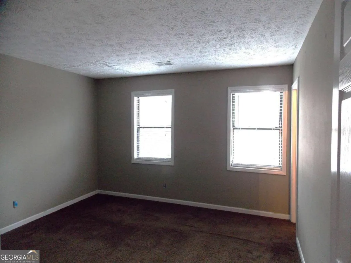 5488 Windwood Road
