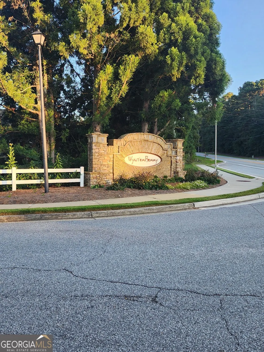 2422 Snowshoe Bend