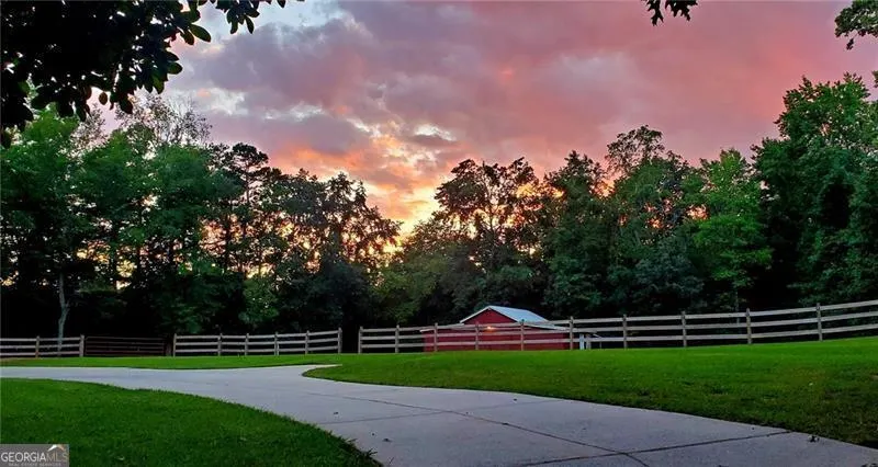 3555 Chattahoochee Road