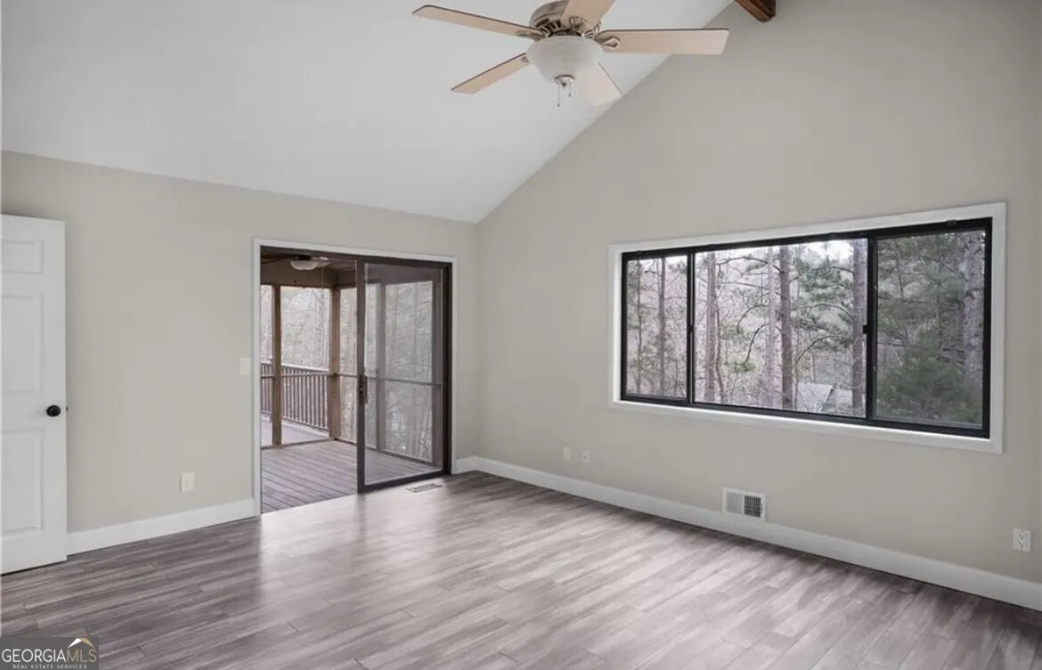 4209 Loch Highland Parkway NE