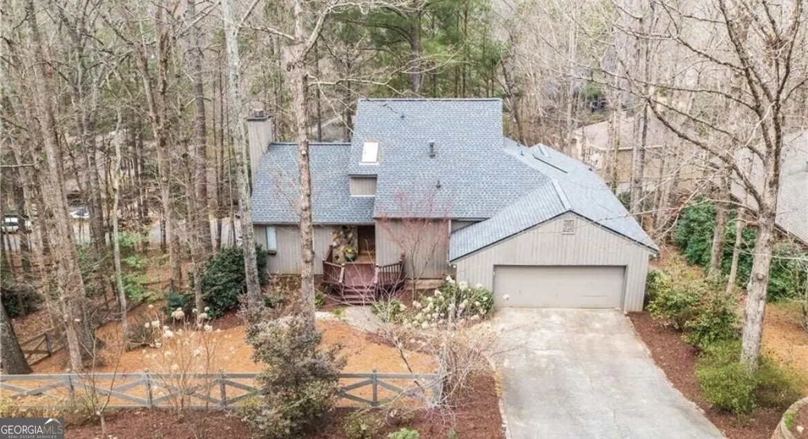 4209 Loch Highland Parkway NE