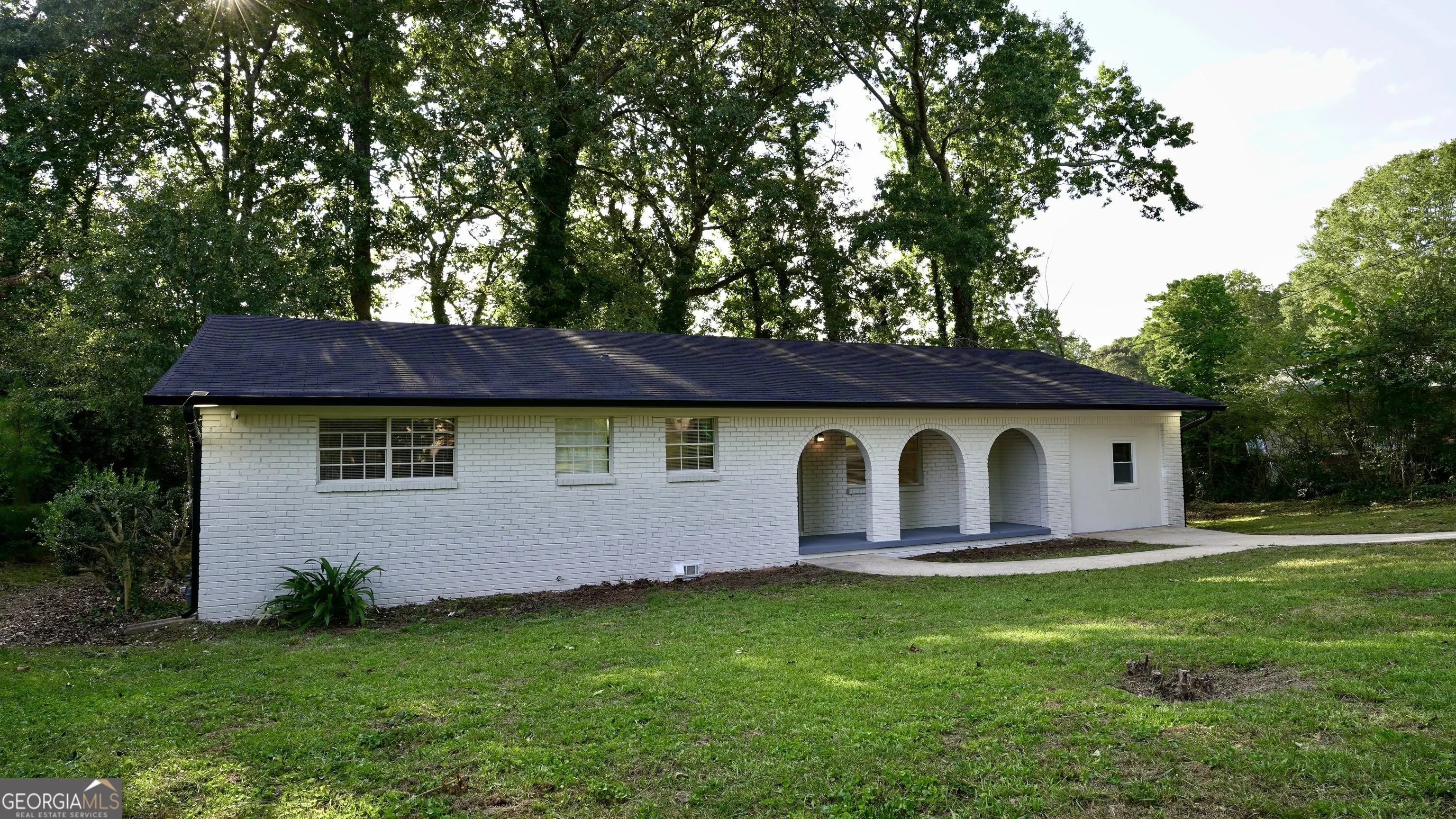 868 Maxey Hill Court