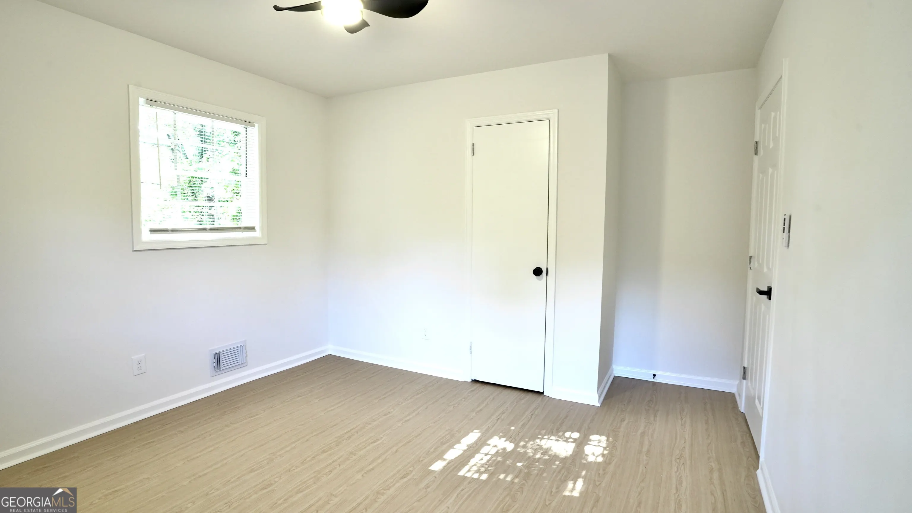 868 Maxey Hill Court