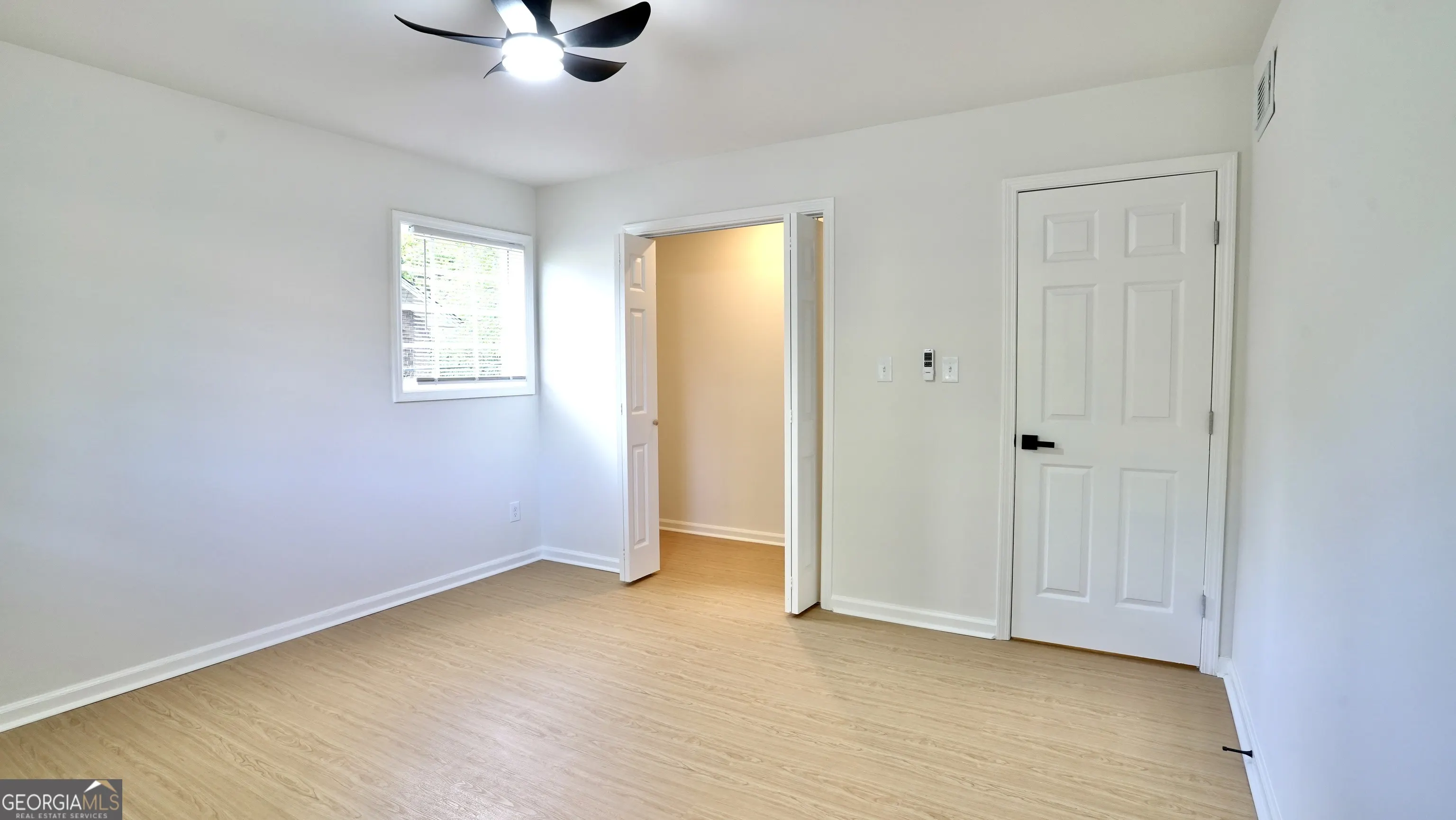 868 Maxey Hill Court