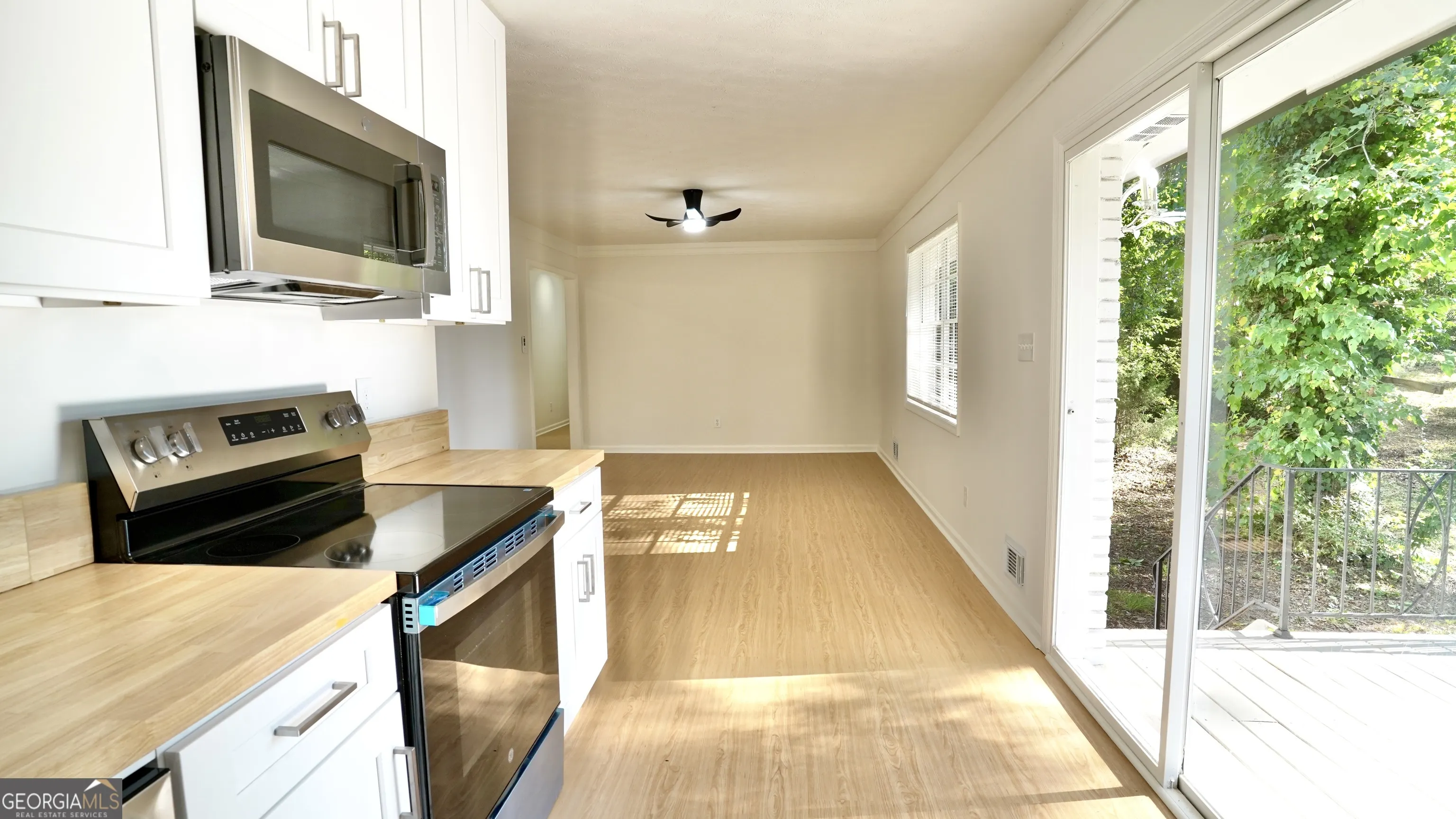 868 Maxey Hill Court