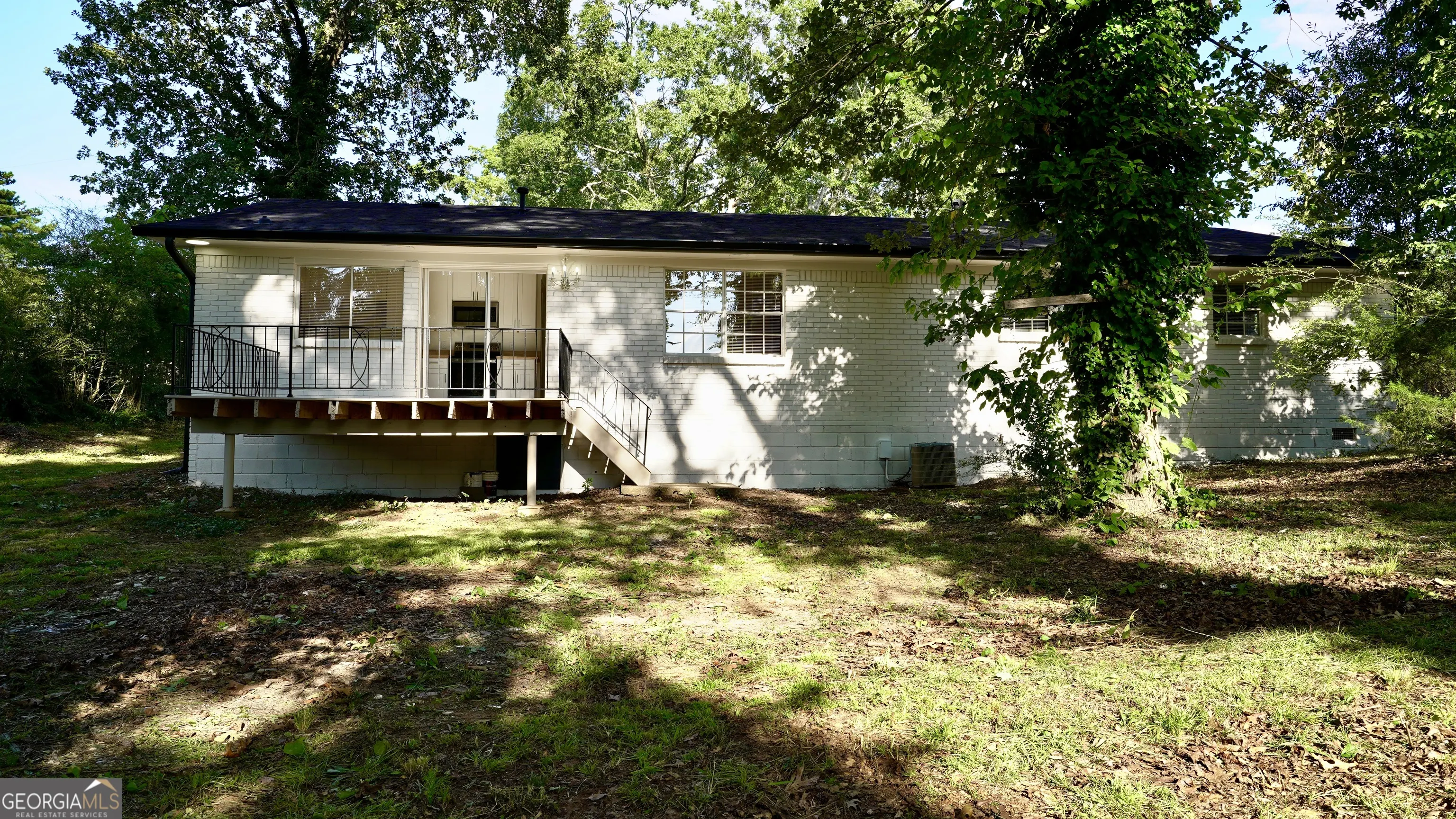868 Maxey Hill Court