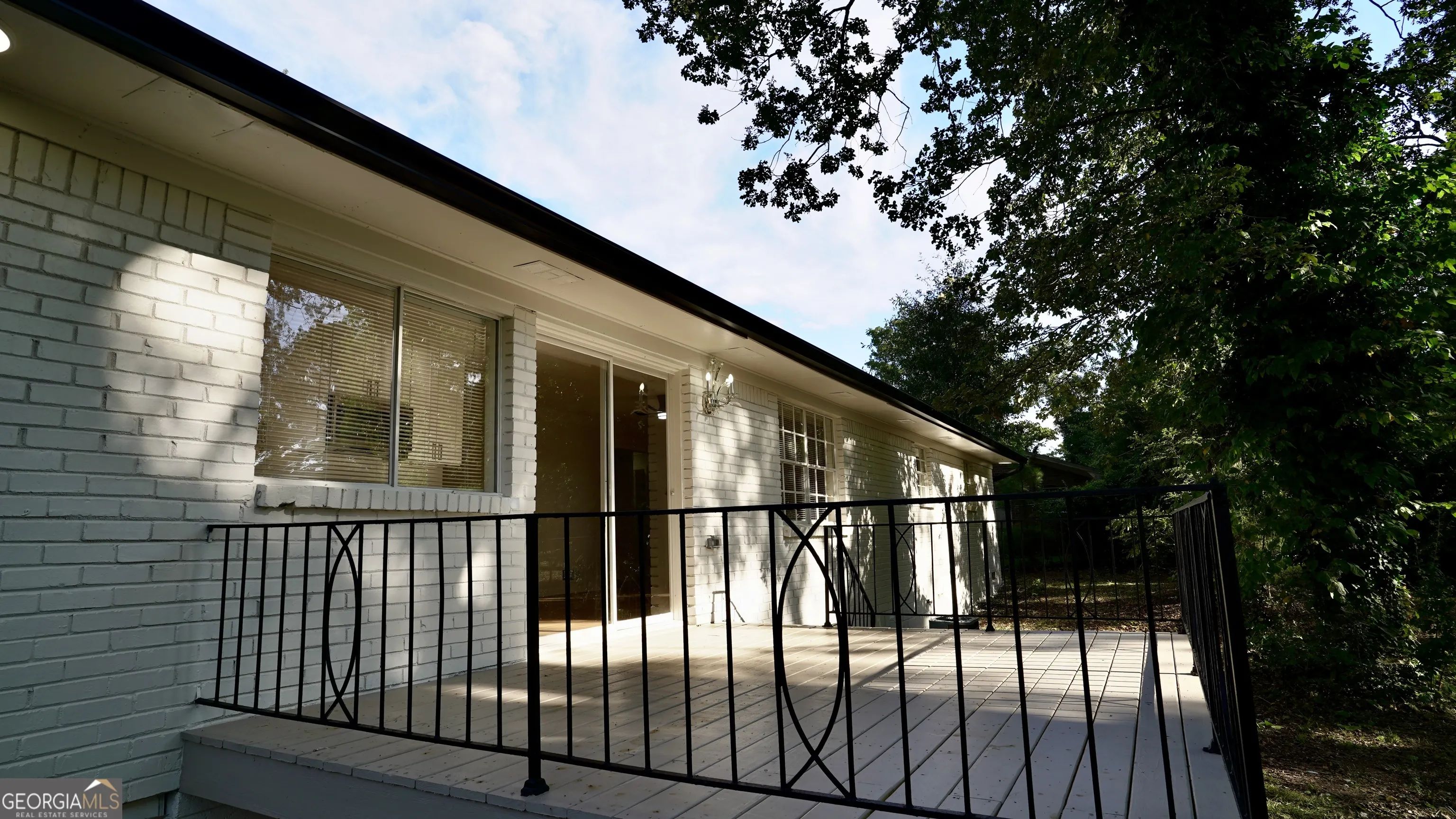 868 Maxey Hill Court