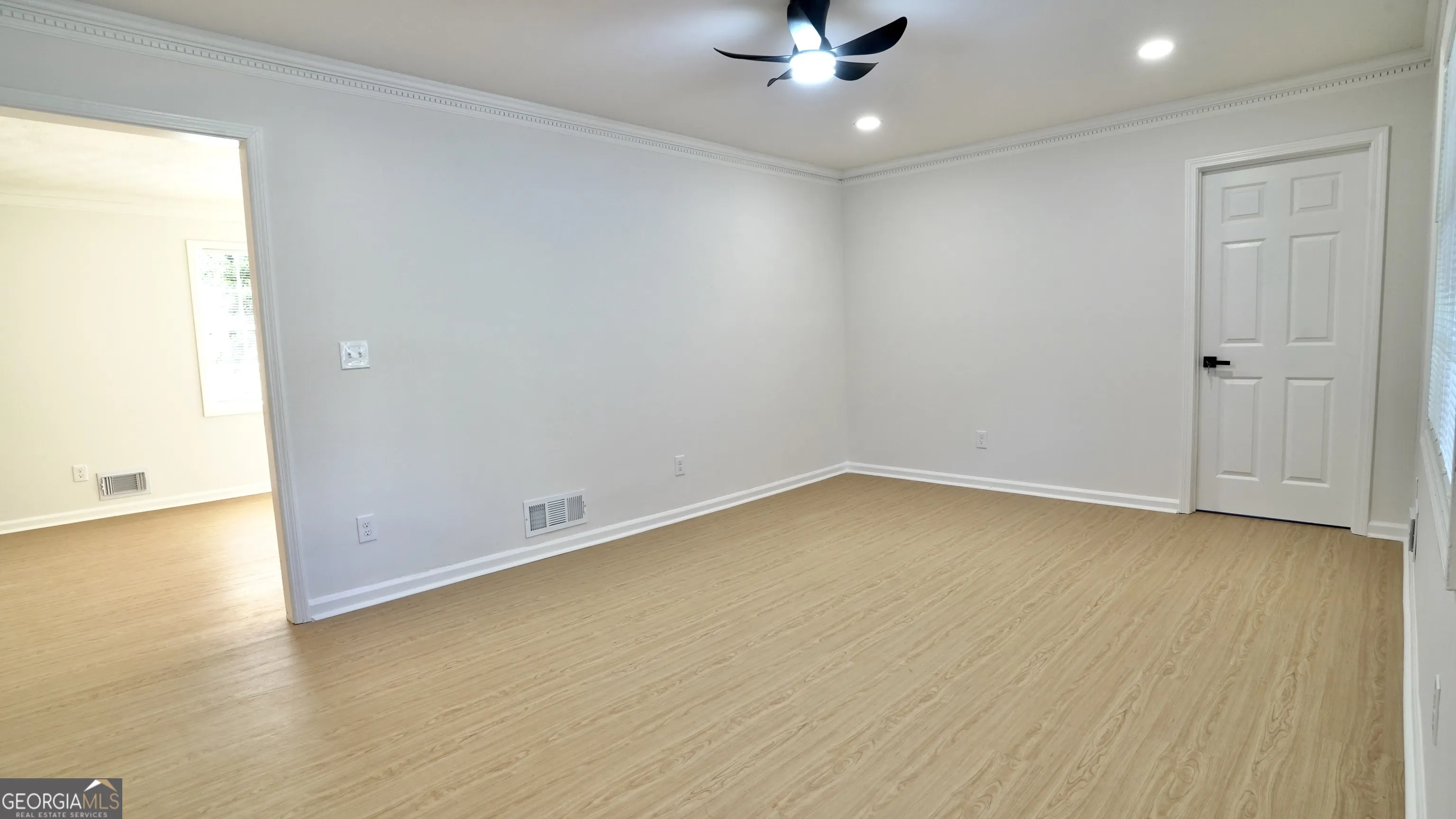 868 Maxey Hill Court
