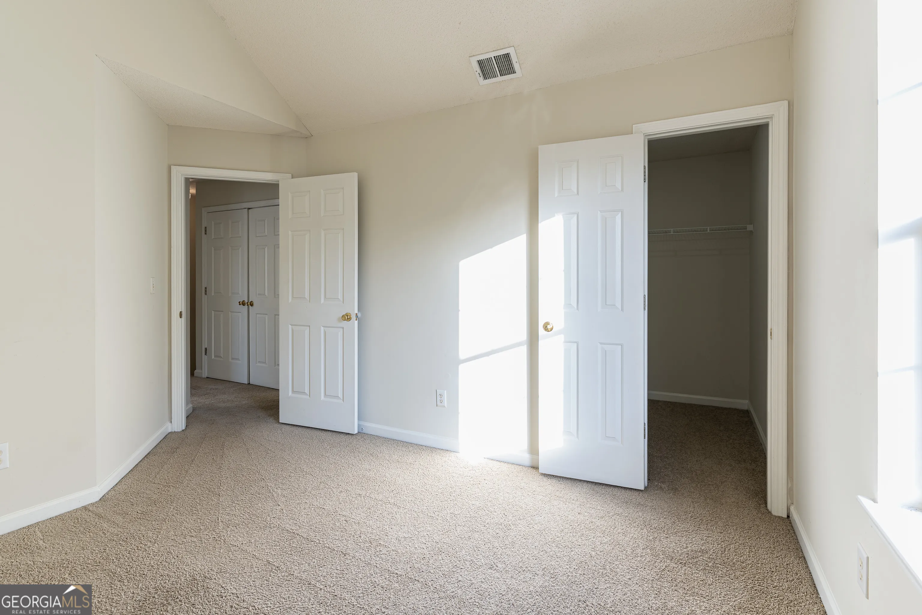 2536 Lancewood Lane