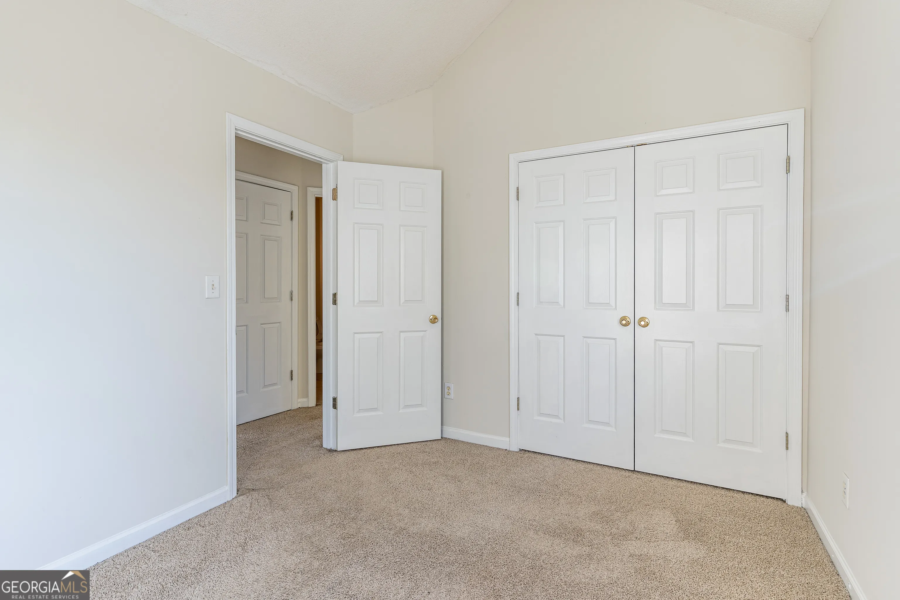 2536 Lancewood Lane