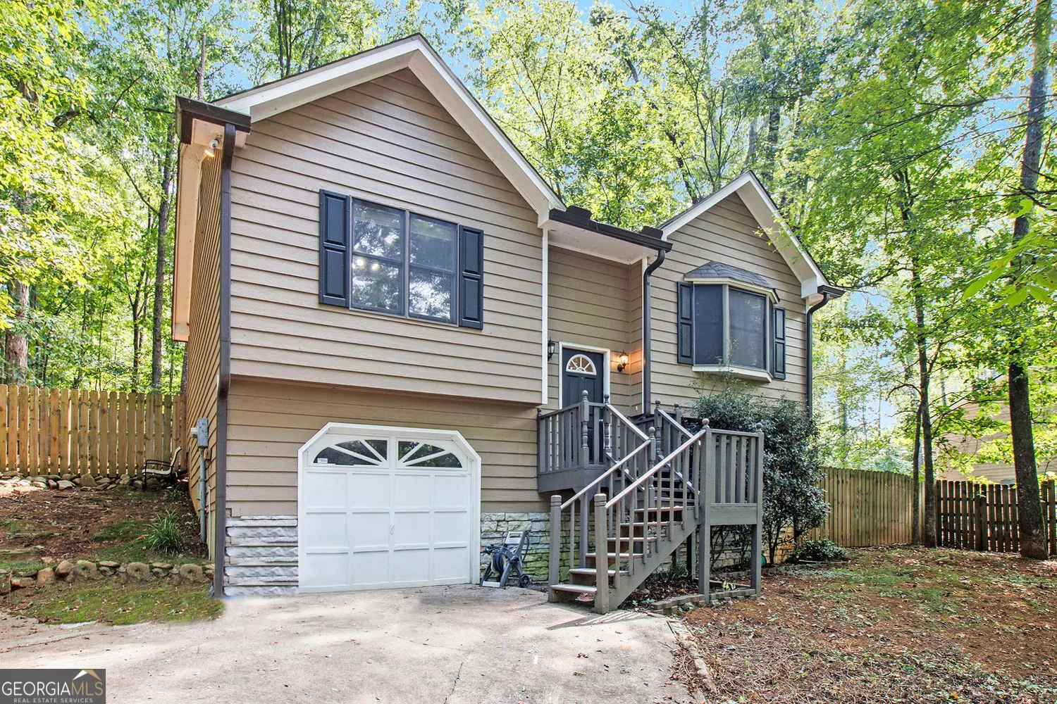 60 Woodland Road SW