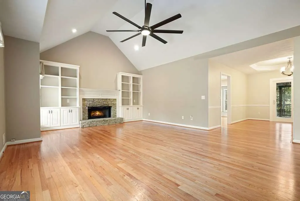 1124 Fieldstone Drive