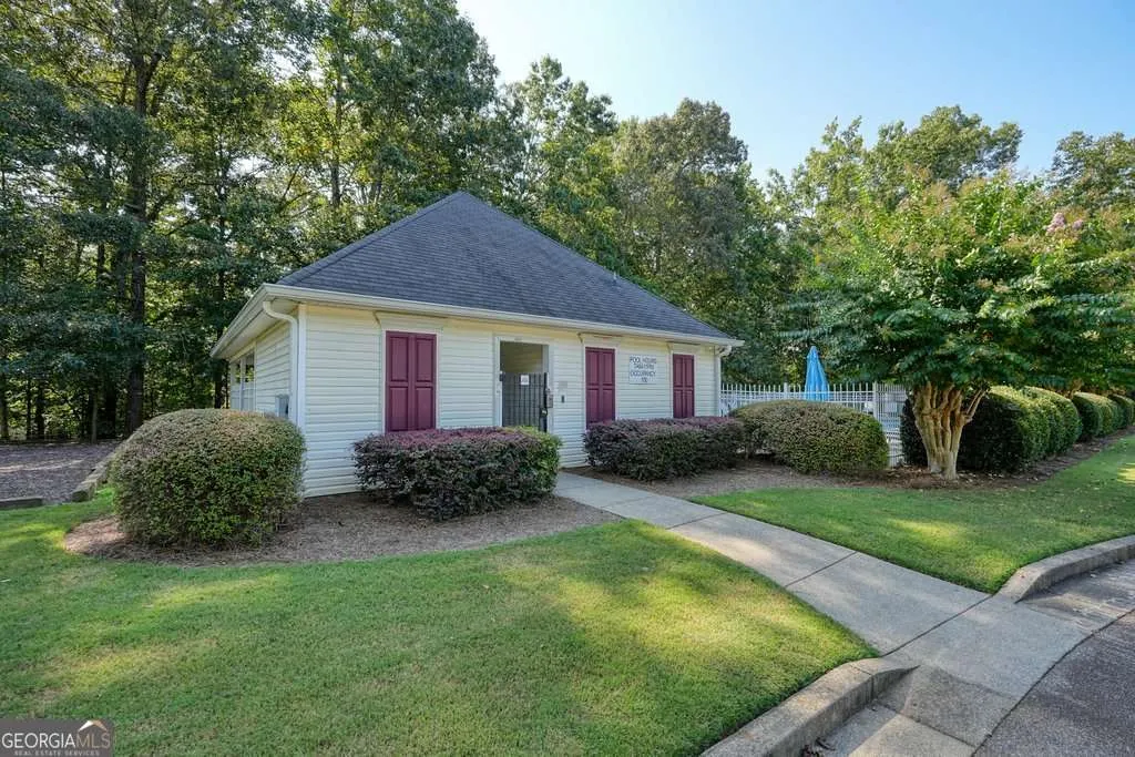 1124 Fieldstone Drive