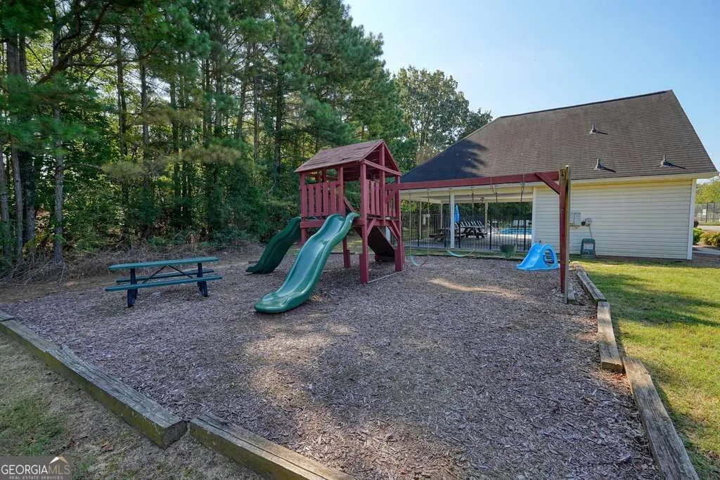 1124 Fieldstone Drive
